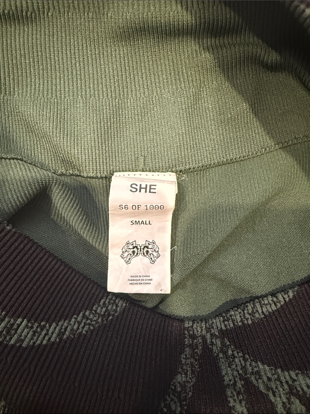 Darc Sport Black & Green Spiderweb Sports Bra and Shorts - Size S - Picture 5 of 6